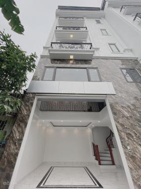 Chính chủ cần bán nhà riêng mới xây 6 tầng, 3.8 tỷ, gara oto tại Giang Biên gần Vinhomes Long Biên