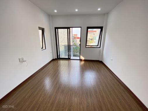 Bán nhà Sài Đồng Vũ Xuân Thiều Long Biên 40m2, 4,5 tầng ngõ to ô tô vào nhà giá 5,2 tỷ