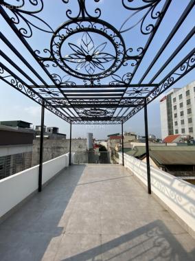 Bán nhà Sài Đồng Vũ Xuân Thiều Long Biên 40m2, 4,5 tầng ngõ to ô tô vào nhà giá 4,6 tỷ