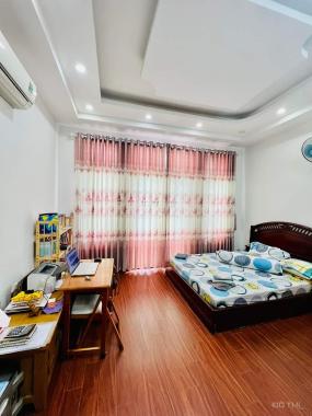 Hẻm thông, hẻm xe hơi, căn góc. Ngay Âu Cơ, Nguyễn Văn Săng, Tân Sơn Nhì. 68 m2x2 tầng. Nhỉnh 5 tỷ