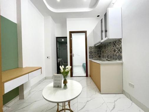 Bán nhà chung cư mini Nguyễn Khang diện tích lơn 60m2 ngõ thông 700tr/ năm giá bán gần 10 tỷ 7