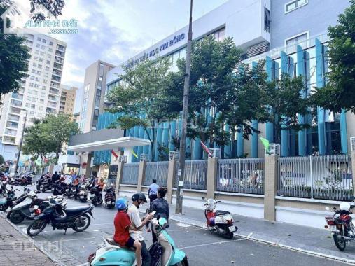 Tập thể tầng 1 kinh doanh cổng trường học nhẹ nhàng 10tr/tháng