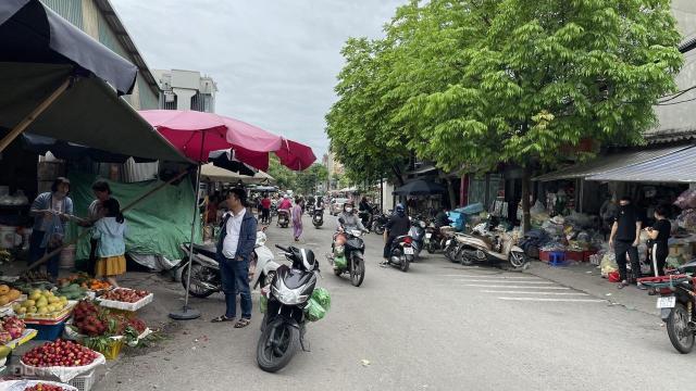 Bán nhà sát ngõ 466 Ngô Gia Tự, ôtô tránh thông 4phía,gần chợ Gỗ,kinh doanh,70m*4T,6.7 tỷ