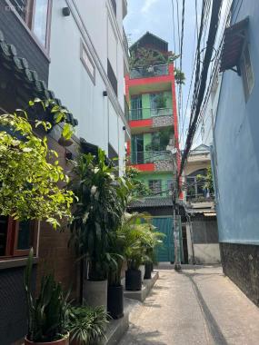 Nhà đẹp, hẻm 18 Bùi Thế Mỹ, gần Ni Sư Huỳnh Liên, 49 m2 x 4 tầng, chỉ nhỉnh 5 tỷ