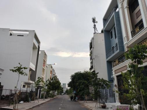 Đất Cát Lái 5x 23.6m, giá 6 tỷ, sổ đỏ công chứng ngay