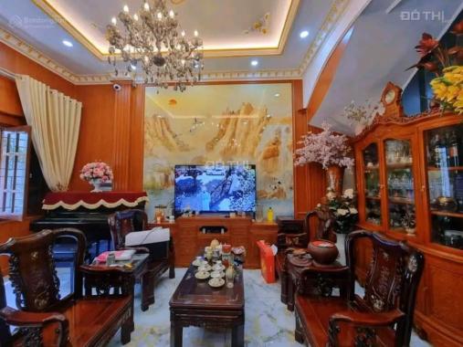Chính chủ bán nhà Nguyễn Văn Lộc giá rẻ phân lô vỉa hè kinh doanh 11 tỷ