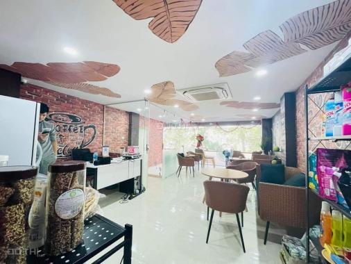Tòa văn phòng cực đẹp, đường 3 ô tô tránh có vỉa hè, Xuân Thủy, Nguyễn Phong Sắc, 105m2 7 tầng