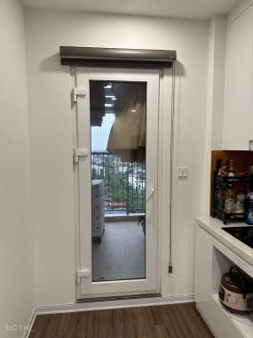 Chính chủ bán gấp căn full đồ 2 ngủ 68m2 giá 2.2 tỷ chung cư Eurowindow Đông Trù