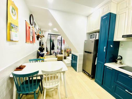 Nhà kiến trúc sư thiết kế, mới, đẹp, giá rẻ 0916853263