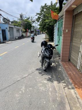 Cần tiền bán căn nhà đang kinh doanh buôn bán tại quận 2