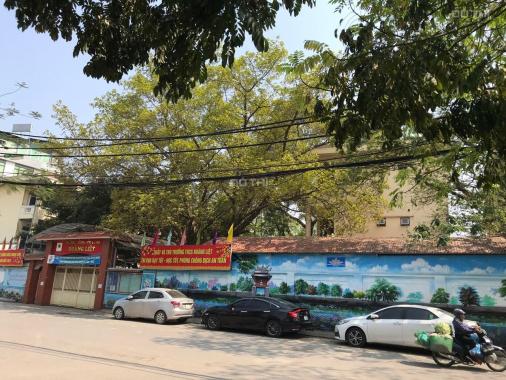 Bán gấp lô góc 2 mặt tiền, mặt tiền 18m giá 17,4 tỷ tại bán đảo Linh Đàm