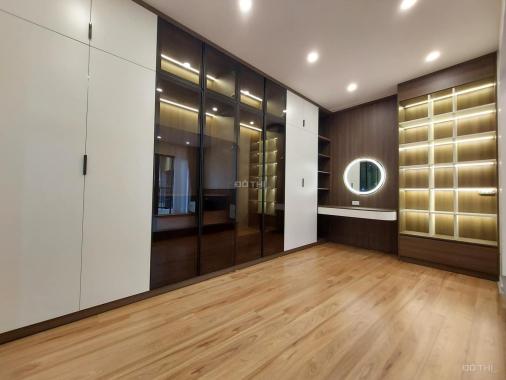Bán nhà Giáp Bát, 45m2 x 5T - ô tô cách 30m - nhà mới
