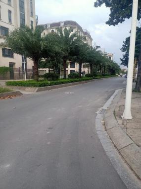 Bán nhà Vạn Phúc, phân lô, vỉa hè, vô cùng đẳng cấp, ô tô chạy quanh nhà, kinh doanh đỉnh