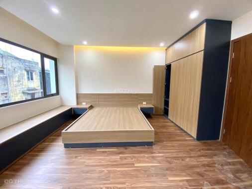 Bán nhà Lương Khánh Thiện, 42m2 x 6T - ô tô đỗ cửa - thang máy