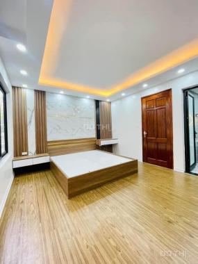 Bán nhà Lĩnh Nam, dân xây 2 thoáng 50m2*5tầng, ngõ 3m. Giá: 4,1 tỷ