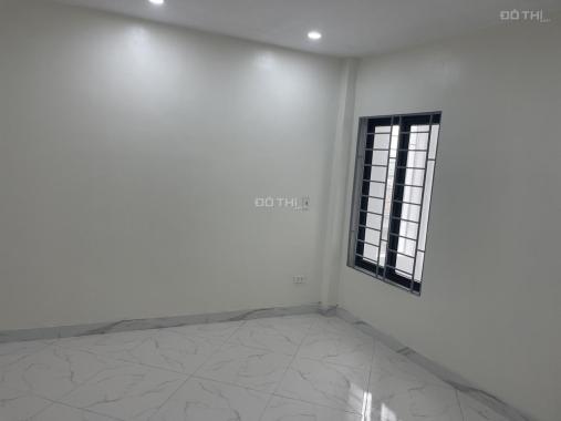 Cần bán nhà DT: 59m2 cạnh trung tâm thương mại Tứ Hiệp, Thanh Trì ĐT: 0975.502.159