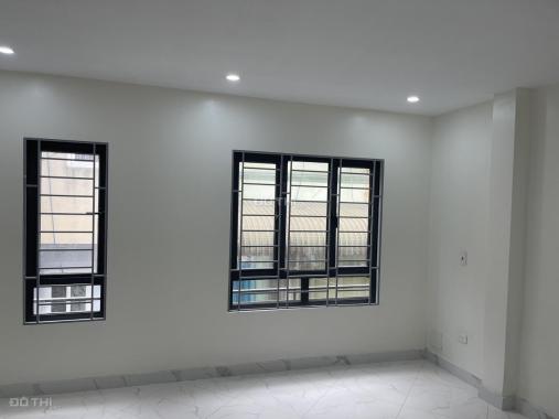 Cần bán nhà riêng cạnh trung tâm thương mại Tứ Hiệp. DT: 58.9m2 - LH: 0975502159