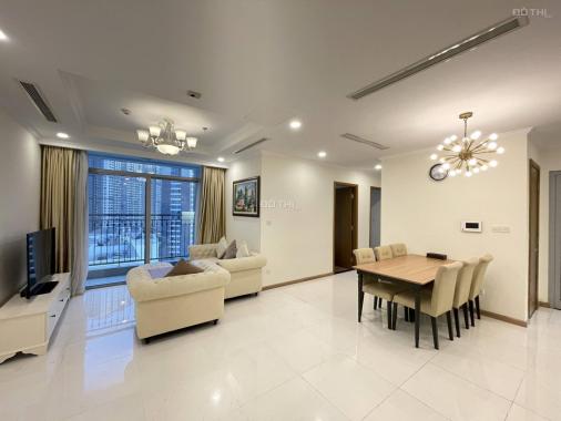 Bán căn hộ Vinhomes Central Park 3PN, 108m2 nội thất cao cấp tầng trung