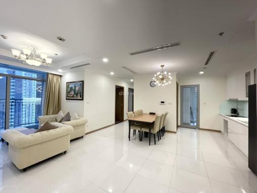 Bán căn hộ Vinhomes Central Park 3PN, 108m2 nội thất cao cấp tầng trung