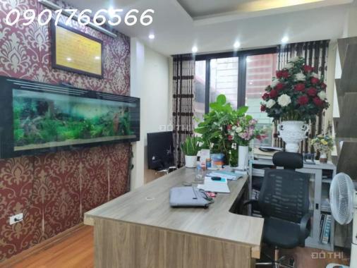 Bán nhà phân lô, Phố Trường Chinh - Quận Đống Đa, 74m X 7 T, GIÁ 13.2 TỶ.