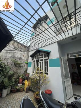 Giảm 1tỷ bán nhà 1T1L Linh Tây gần Phạm Văn Đồng DT 5x12 vuông vức KDC an ninh nhà đẹp vào ở ngay