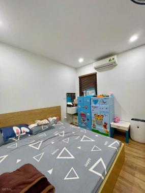 GĐ tôi cần tiền bán căn hộ 62m2 chung cư Xuân Mai Complex - Full đồ. Giá yêu thương, 0972*899*510