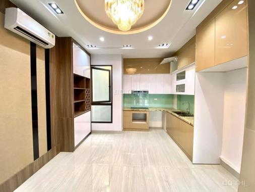 Bán nhà chính chủ Nguyễn Ngọc Nại, 40m2 x 6T - 1 nhà ra phố - ô tô - thang máy