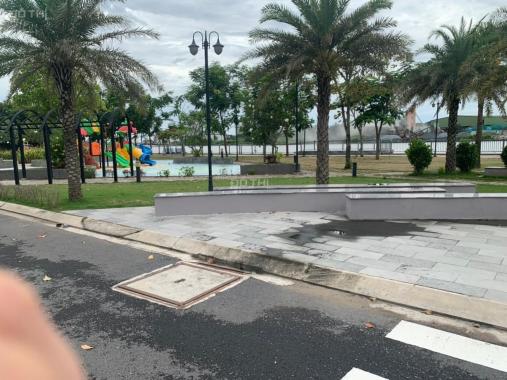 Khách ngộp cần bán nhà phố ven sông The Pearl Riverside - Bến Lức