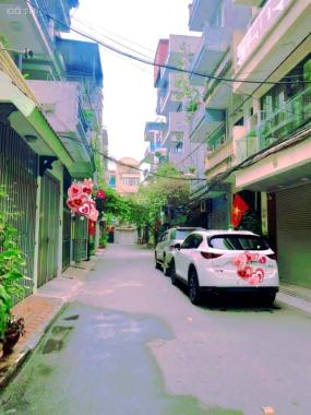Bán nhà phố Nguyễn Khánh Toàn, 2 thoáng, ô tô vào nhà, Kinh doanh, ô chờ thang máy 63m2, chỉ 11 tỷ