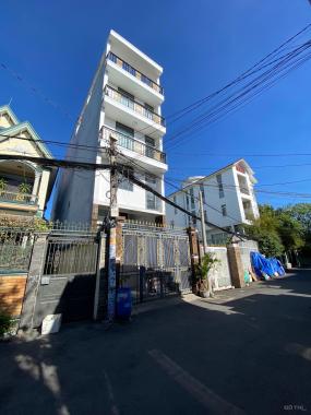 Bán CHDV Trần Não Q2, 160m2, 5 tầng, thu nhập 100tr giá 26 tỷ, có thang máy. 093134579