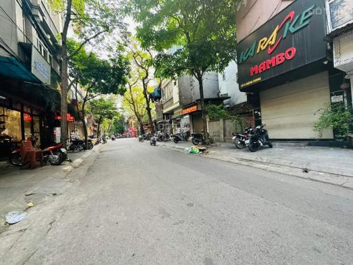 Bán nhà Trung Tâm Ba Đình, Mặt Phố Đặng Dung, 100m x 3T, Giá 34.8 tỷ.