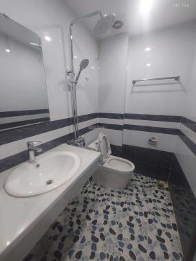 15m ra phố Giải Phóng - nhà mới - 41m2 - 5T - MT 4m - giá 5.3 tỷ