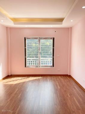 Cần bán gấp nhà ngõ 103 Cổ Nhuế 32m2, 5T, lô góc, ô tô, mặt ngõ kinh doanh sầm uất, 4.05 tỷ