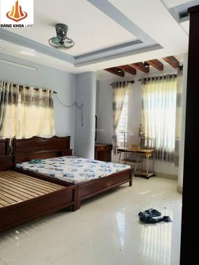 Nhà đường xe hơi đs9, Linh Tây 1T1L có sân thượng, nhà ngang 5m có giếng trời thoáng mát, 6.45tỷ