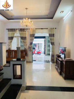 Nhà đường xe hơi đs9, Linh Tây 1T1L có sân thượng, nhà ngang 5m có giếng trời thoáng mát, 6.45tỷ
