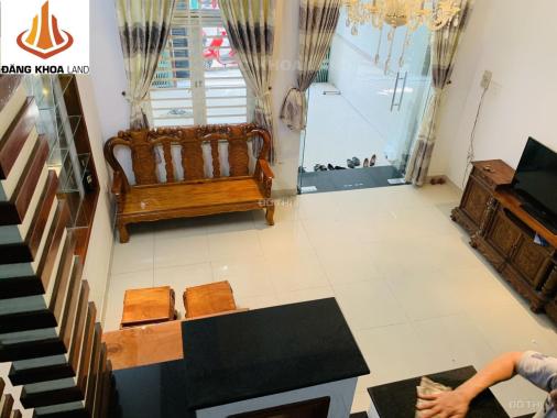 Nhà đường xe hơi đs9, Linh Tây 1T1L có sân thượng, nhà ngang 5m có giếng trời thoáng mát, 6.45tỷ