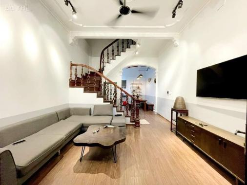 Bán nhà Hoàng Văn Thái, Thanh Xuân, lô góc, thoáng, ô tô đỗ, DT 50m2 x 4 tầng, giá 5.5 tỷ