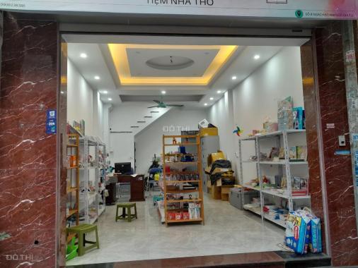 Cho thuê cửa hàng tầng 1 tại số 8 ngách 67 ngõ 466 Ngô Gia Tự