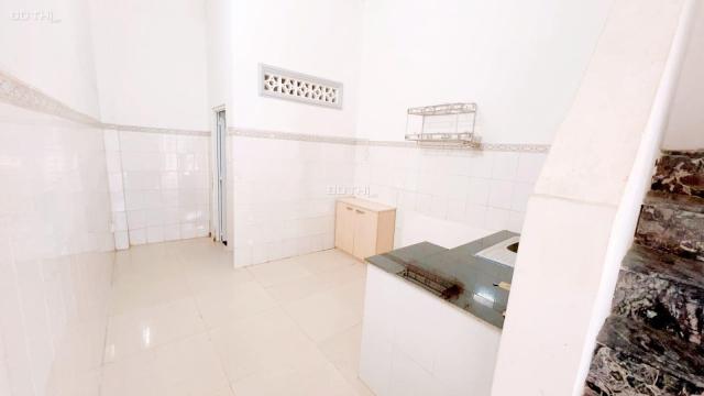 Nhà giá tốt, 30m2 hẻm ô tô gần mặt tiền mà chỉ 2. X tỷ 0916853263