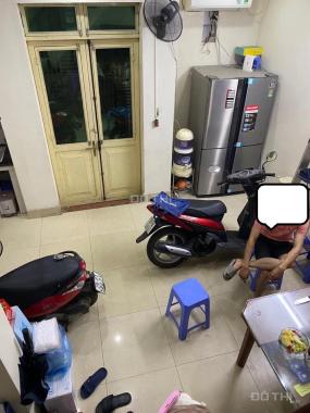 Cần bán gấp nhà phố Nguyễn Khang 30m2, 4T, MT rộng, dân xây chắc chắn, 1 nhà ra mặt phố, 4,63 tỷ