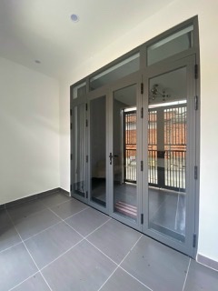 Bán nhà gần chợ Chánh Mỹ Thủ Dầu Một DT 4x17m TC 40m2 giá 2tỷ450