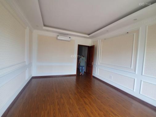 Bán nhà phố Nguyễn Ngọc Vũ 65m2 x 7 tầng x MT 4.6m đường 10 m giá 15 tỷ