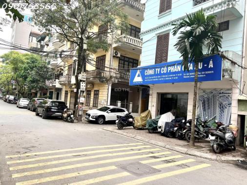 Bán Nhà Kinh Doanh, Phố Kim Đồng, Quận Hoàng Mai, 52m x 5T, Giá 12.3 tỷ.