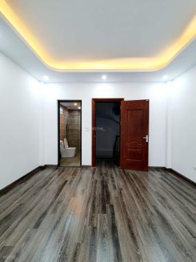 Bán nhà Giáp Bát, 32mx 5T - LÔ GÓC - NHÀ ĐẸP Ở LUÔN