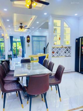 Bán nhà riêng tại Dự án Verosa Park Khang Điền, Quận 9, Hồ Chí Minh diện tích 85m2 giá 15.5 Tỷ