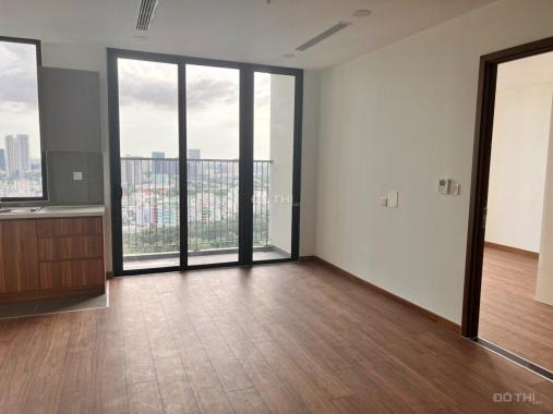 Cho thuê gấp căn hộ Eco Green Quận 7,nhà cơ bản 2PN-2WC giá 13tr/tháng .Xem nhà 0909802822 Trân