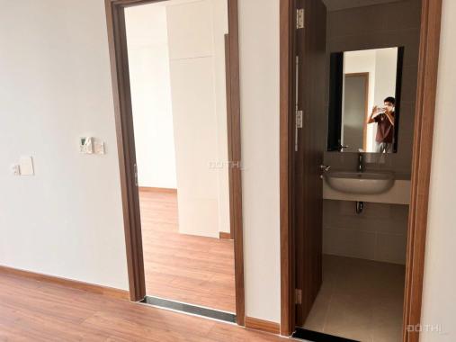 Cho thuê gấp căn hộ Eco Green Quận 7,nhà cơ bản 2PN-2WC giá 13tr/tháng .Xem nhà 0909802822 Trân
