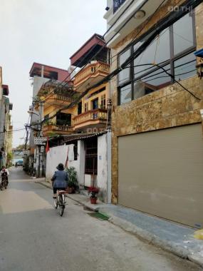 NHÀ ĐẸP MỚI XÂY, 7 TẦNG - THANG MÁY -  PHỐ NGÔ GIA TỰ - NGÕ THÔNG - Ô TÔ TRÁNH - KINH DOANH - VĂN P