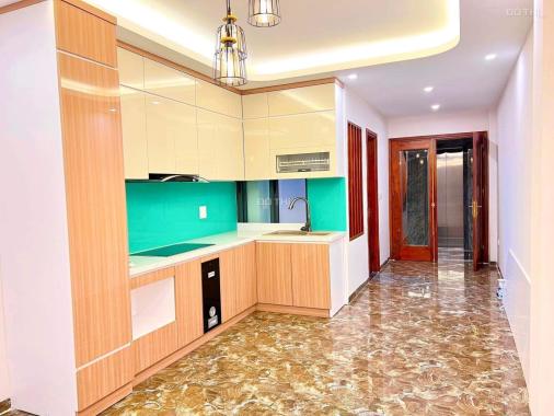 Hàng Hiếm Phố Ngọc Hà, Phân Lô, 66m2x5T, MT 4M, Thang Máy, Oto Đỗ Cửa, Kinh Doanh Đỉnh, LH mua ngay