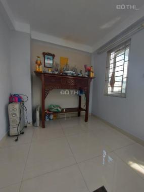 Bán nhà Dịch Vọng Hậu Cầu Giấy 30m2 nhỉnh 3 tỷ
